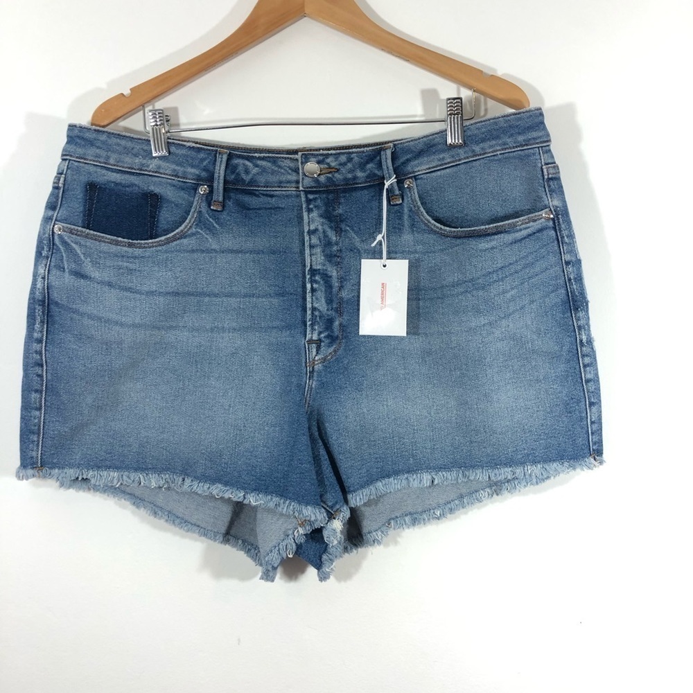 Good American Blue Cut Off Jean Denim Frayed Shorts 18 - Picture 4 of 12